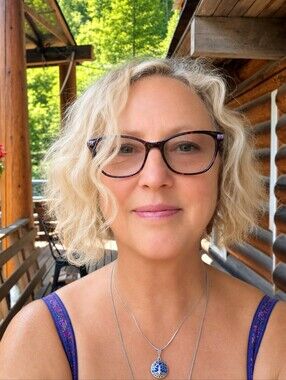 Meet your Posher, Mary ann